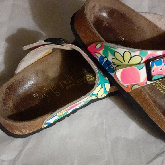 Birkenstock Pink and Blue Sandals with Floral Design - Picture 13 of 13
